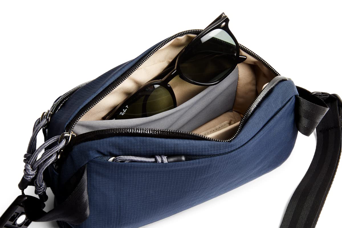 Venture Ready Sling 2.5L- Night sky