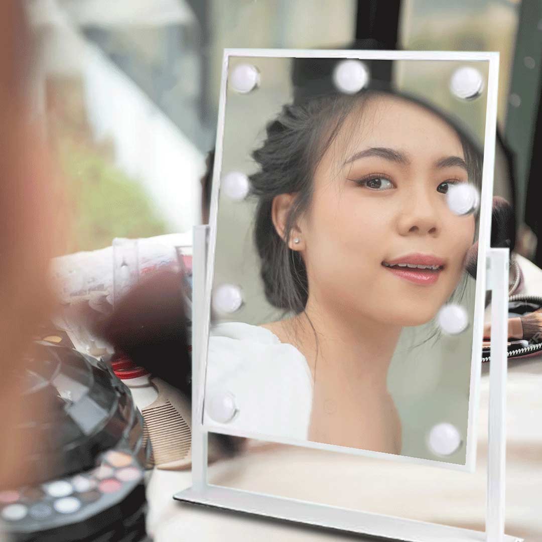 Green Lion Brightening 9 Led Makeup Mirror - White