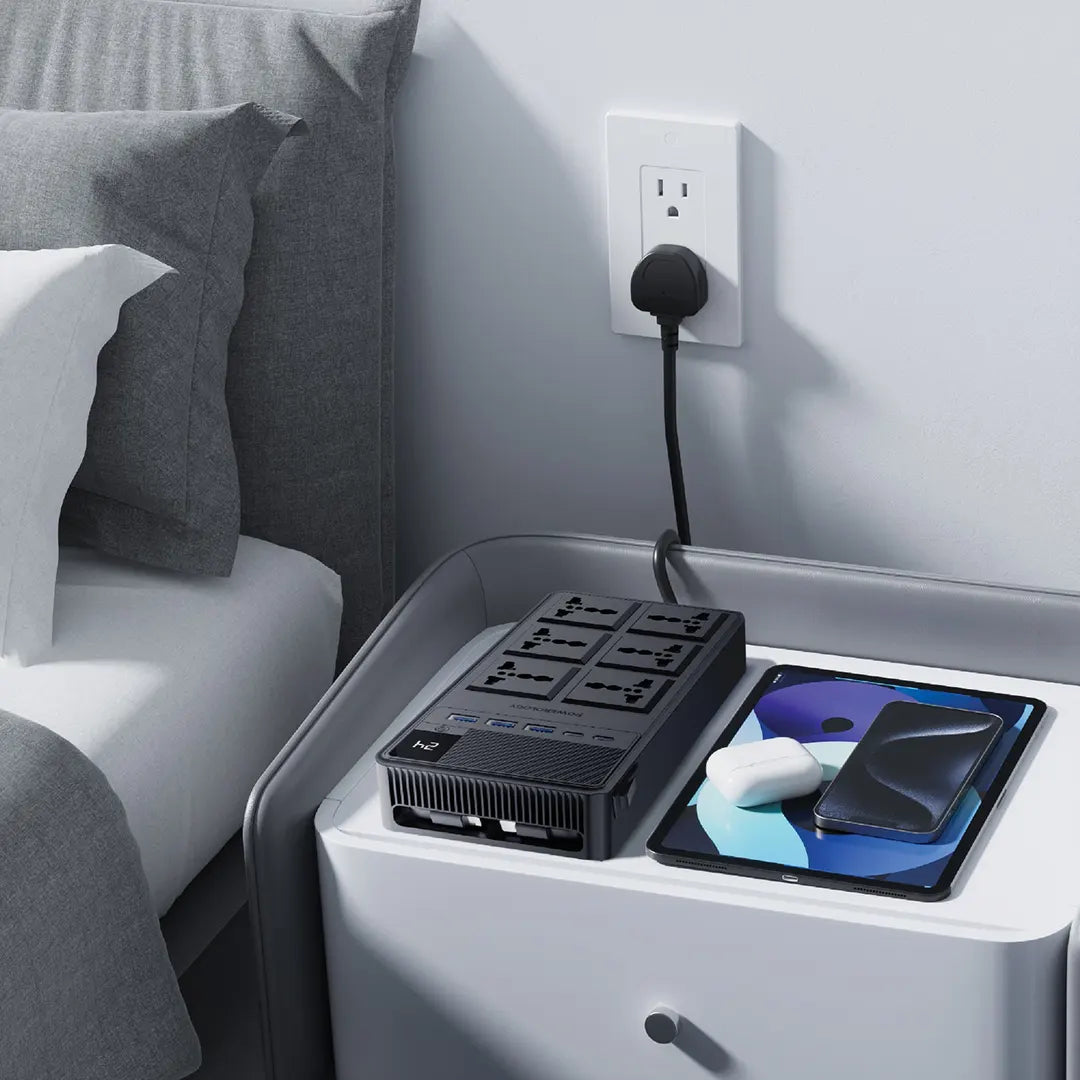 Powerology 2500W 6AC Power Strip with Built-In Retractable Cables - Black