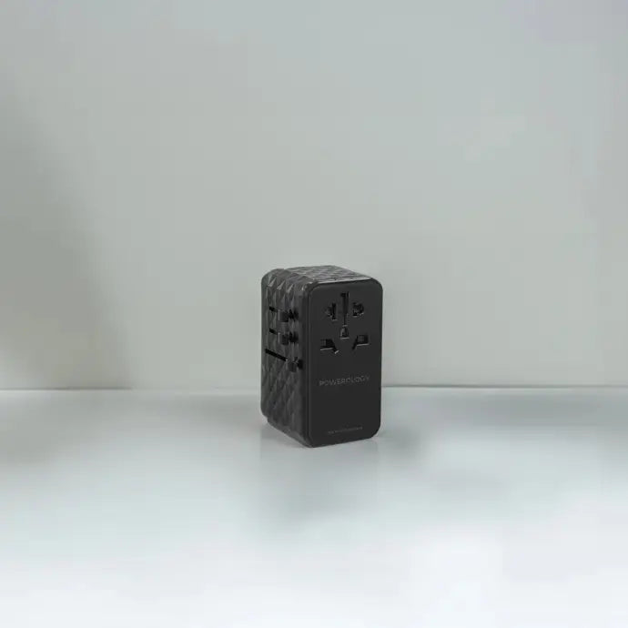 Powerology Universal Adapter 140W X2 Type C port and X2 USB A 15W port - Black