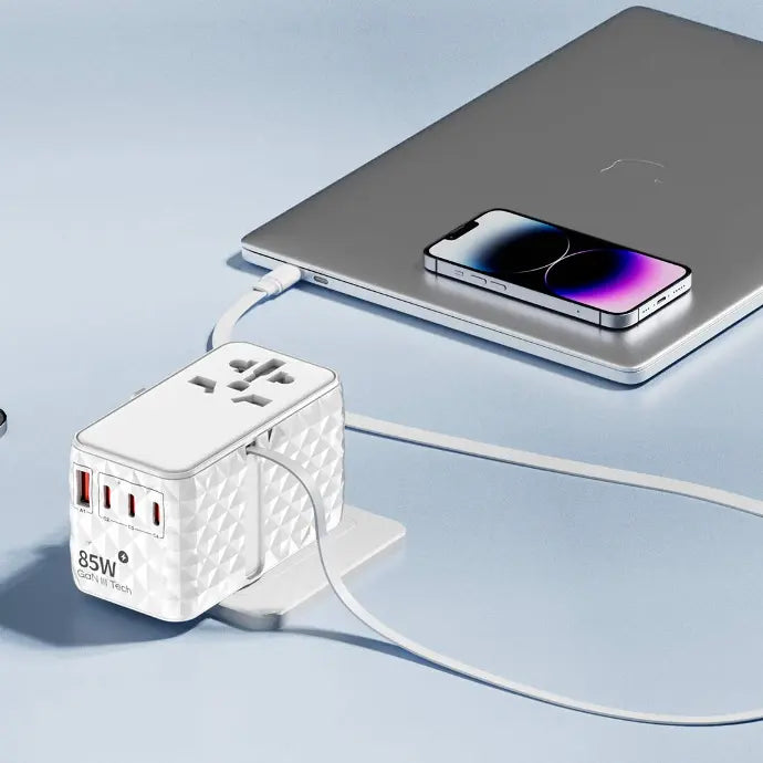 Powerology Universal GaN 85W Super Charger Retractable Type-C Cable