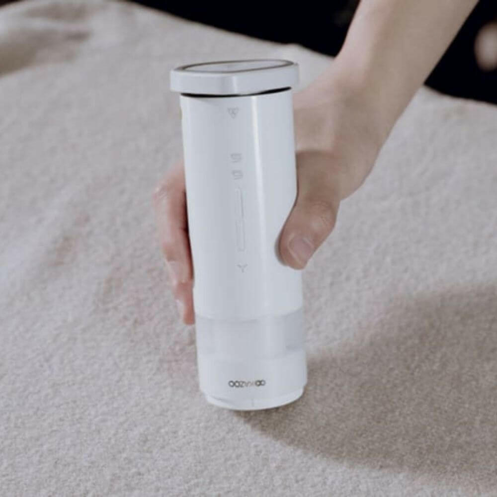 D1 3in1 Portable Iron, Lint Remover & Power Bank - Phonology